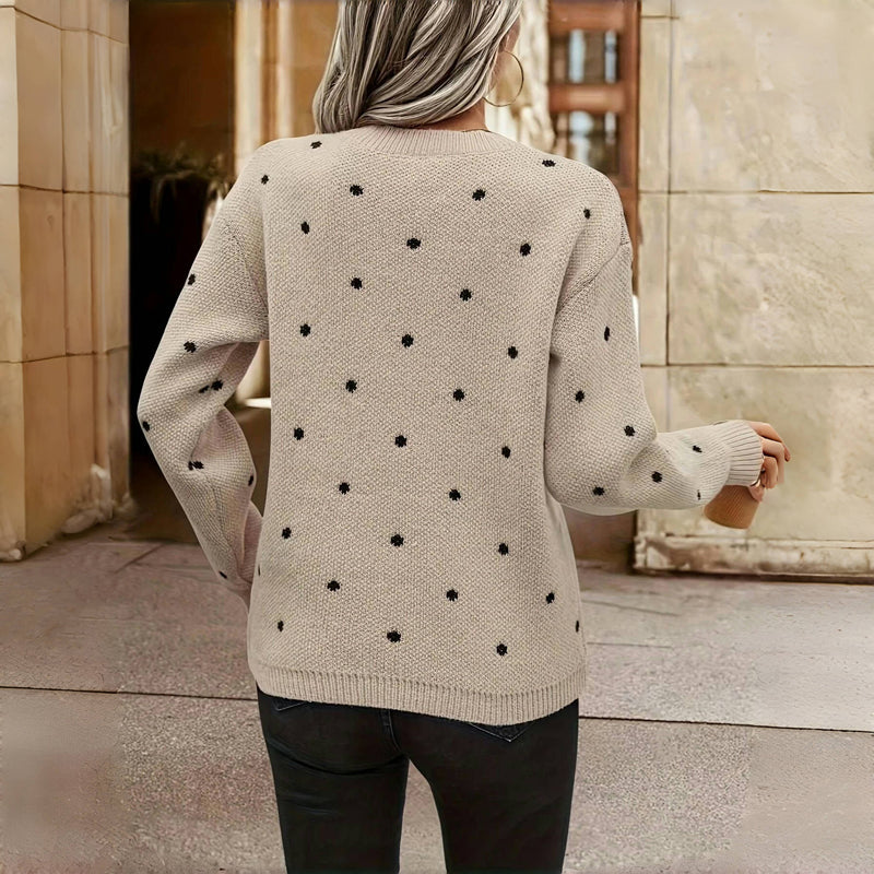 Niva - Knitted Sweater with Polka Dot Design
