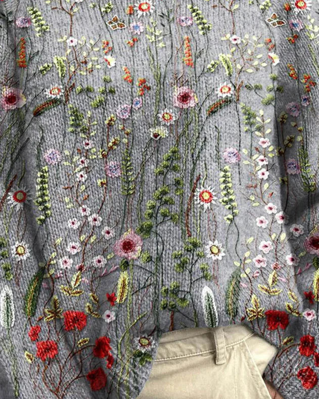 Tamara – Retro Floral Turtleneck Sweater
