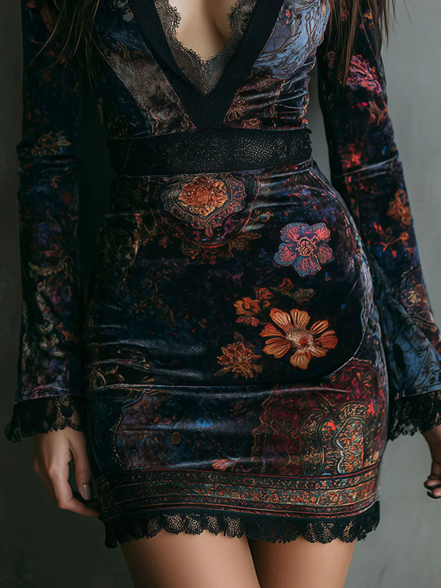 Tallis – Mini Dress in Floral Velvet