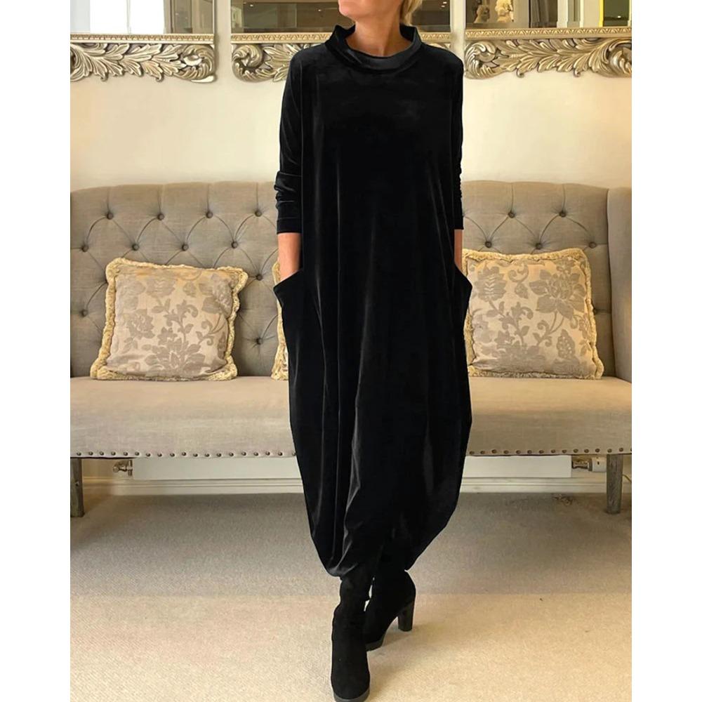 Etta – Chic Velvety Winter Dress with Convenient Pockets