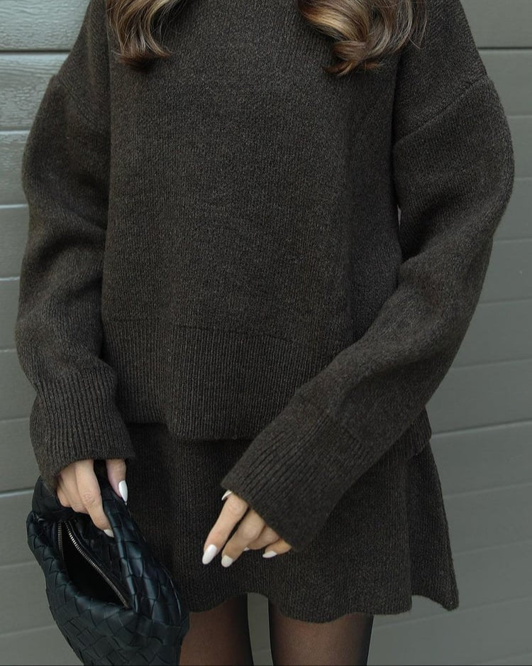 Arabella – Cozy Knit Two-Piece Ensemble