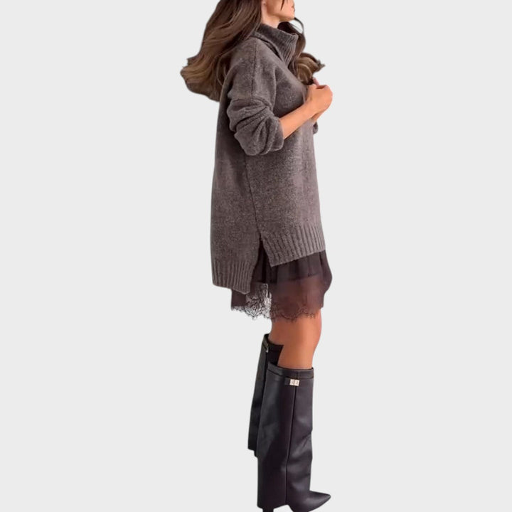 Bonnie – Oversized Knit Dress with Lace Accents