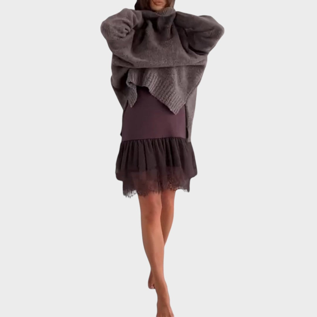 Bonnie – Oversized Knit Dress with Lace Accents