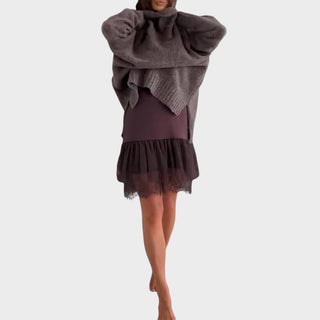Bonnie – Oversized Knit Dress with Lace Accents
