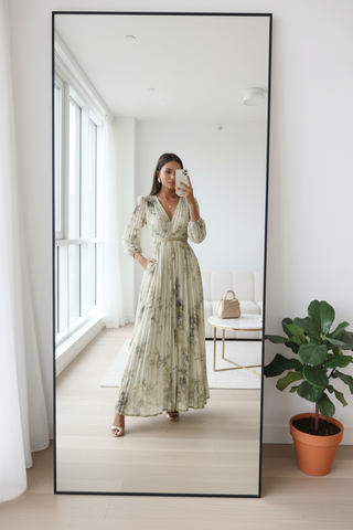 Elegant Pleated Maxi Dress