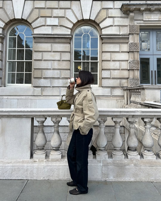 Millie – Chic Cropped Trench Coat for Effortless Autumn Style