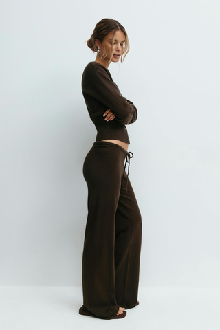 Inaya – Contoured Knit Ensemble