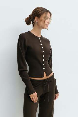 Inaya – Contoured Knit Ensemble