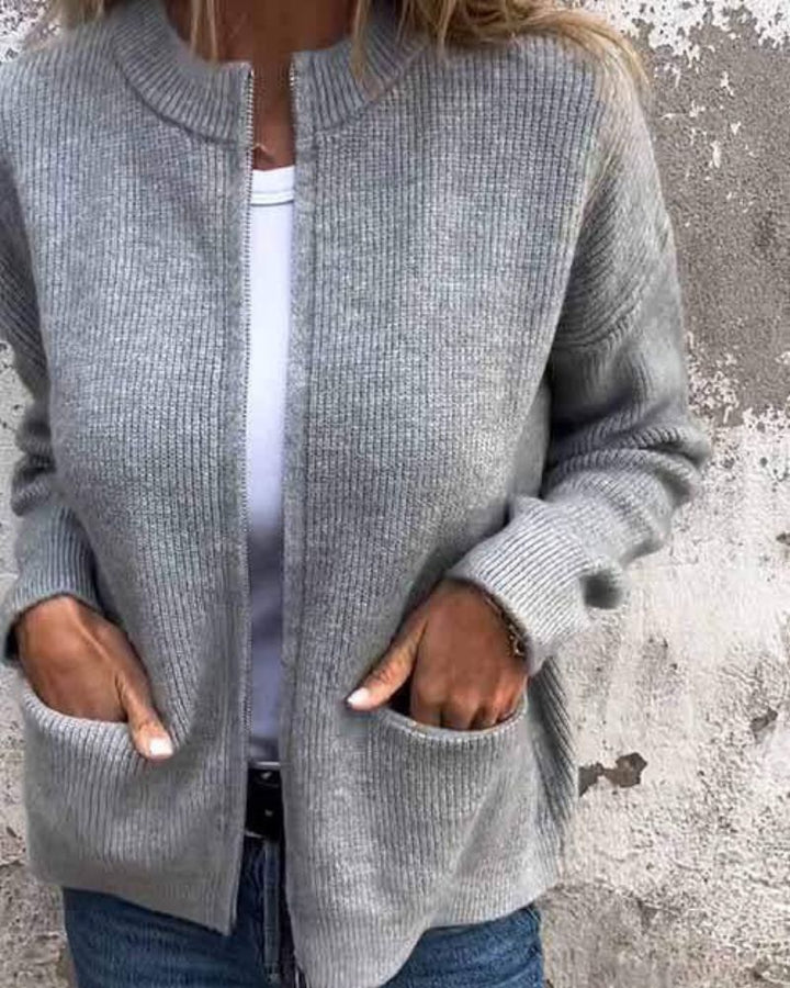 Beatrice – Chic Autumn Cardigan