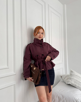 Millie – Chic Cropped Trench Coat for Effortless Autumn Style