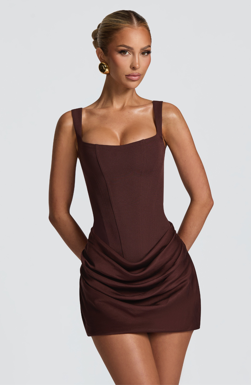Lucia – Form-Fitting Hourglass Mini Dress