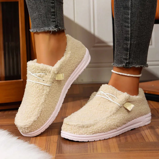 Claire – Cozy Teddy Slippers