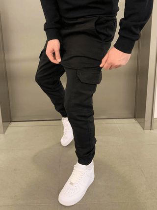 William – Trendy and Functional Cargo Joggers
