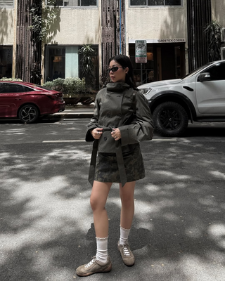 Millie – Chic Cropped Trench Coat for Effortless Autumn Style