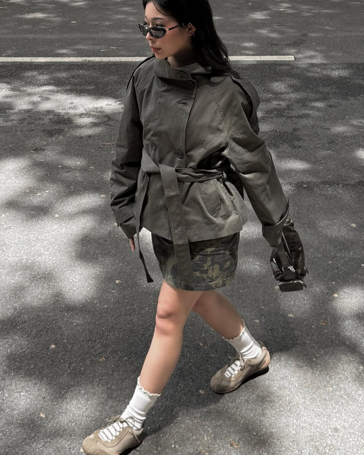 Millie – Chic Cropped Trench Coat for Effortless Autumn Style