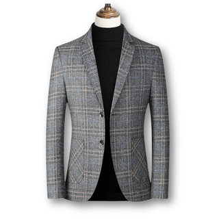 Bradley – Sophisticated Checkered Blazer