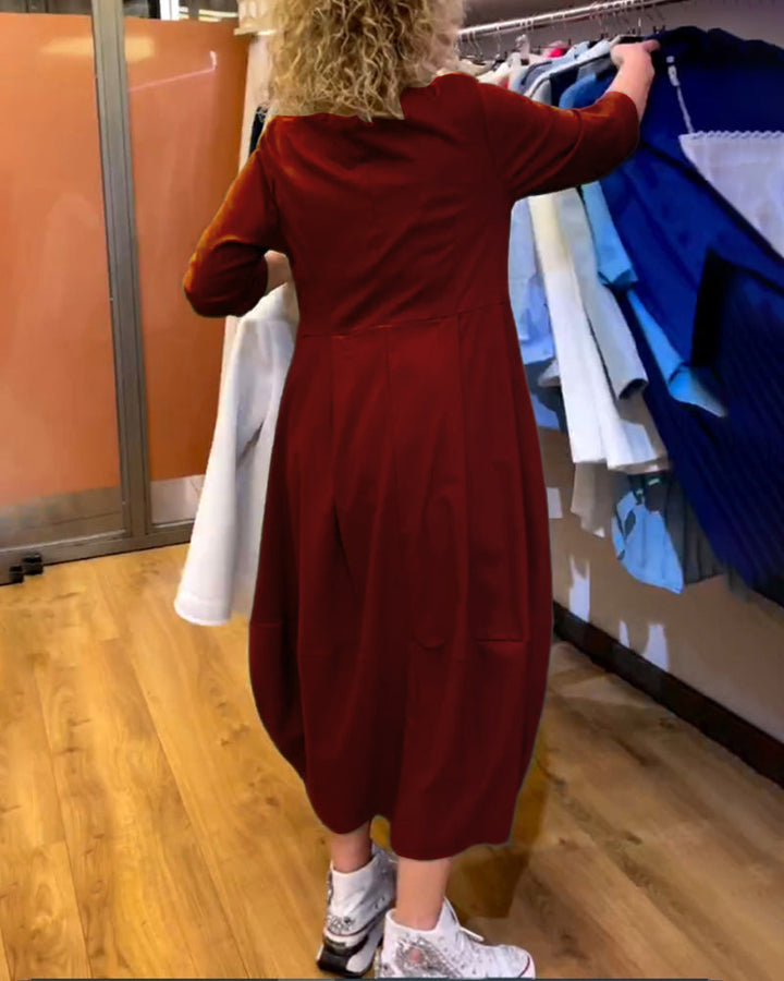 Jessica - Sophisticated Round Neck Dress