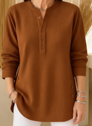 Evadne – Classic Long-Sleeve Knit Sweater