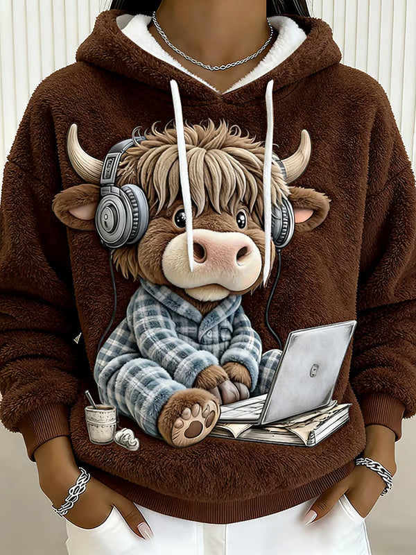 Maisie – Comfy Highland Cow Hoodie