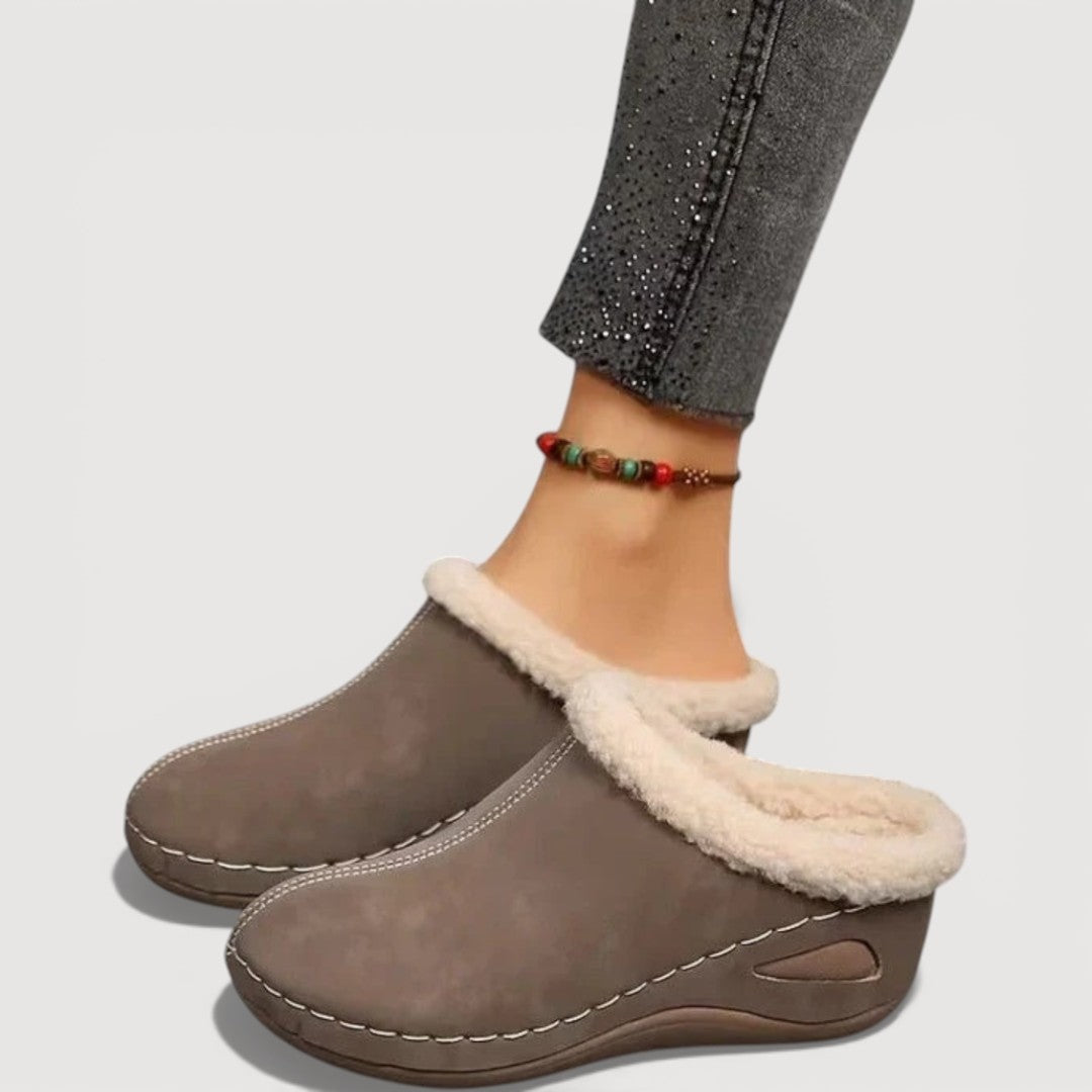 Nicola – Cozy Mule Slippers