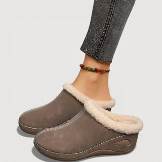 Nicola – Cozy Mule Slippers