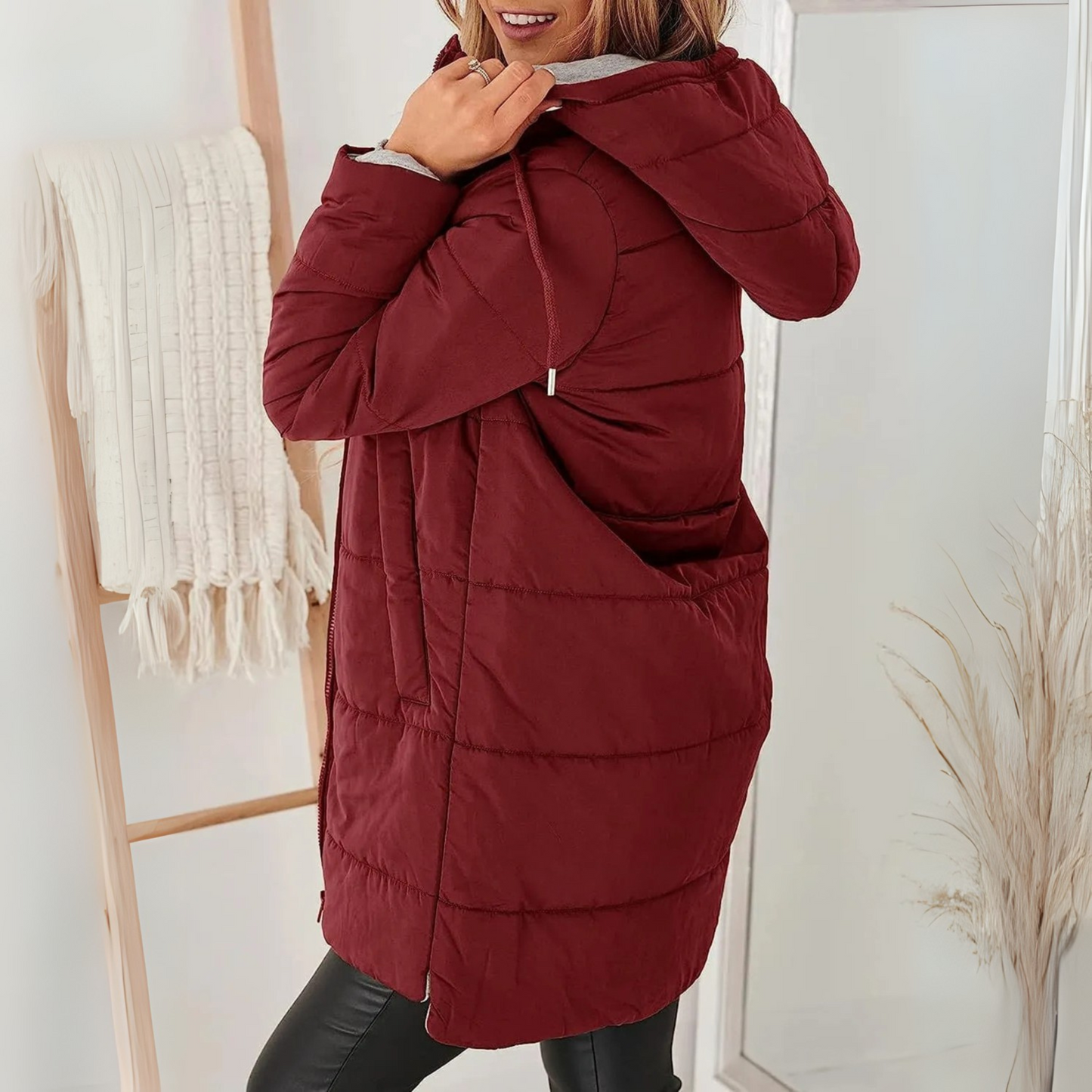 Lavinia – Relaxed Fit Hooded Down Puffer Jacket