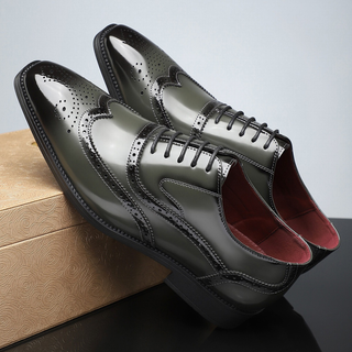 Classic Wingtip Brogue Shoes