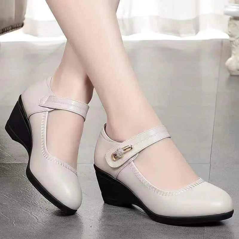 Marigold – Stylish Vegan Mid-Heel Footwear