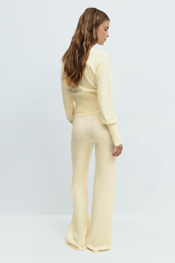 Inaya – Contoured Knit Ensemble