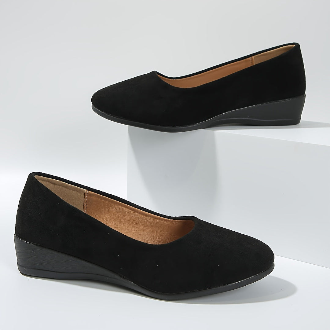 Imelda – Cozy Wedge-Heel Ballet Flats