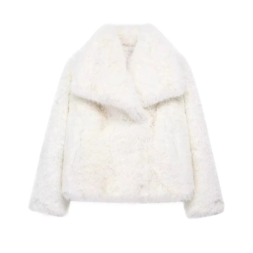 Bruna™ | Luxurious Faux Fur Jacket