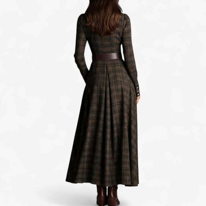 Opal – Retro-Inspired Maxi Dress