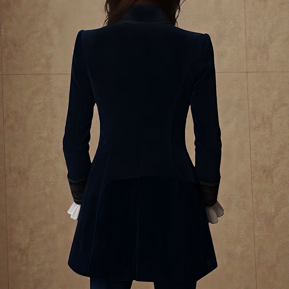 Matilda – Luxurious Velvet Blazer