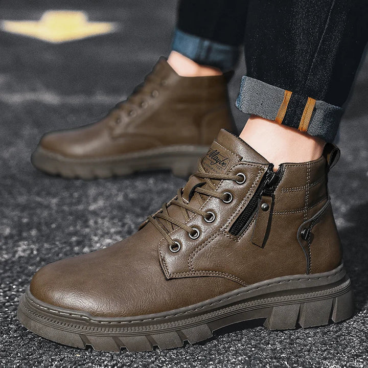 Bill | Retro Wide-Fit Chelsea Ankle Boots in Leather