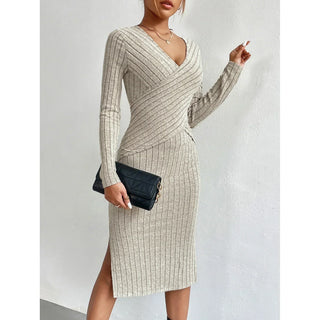 Clara - Elegant Simplicity Dress for Timeless Style