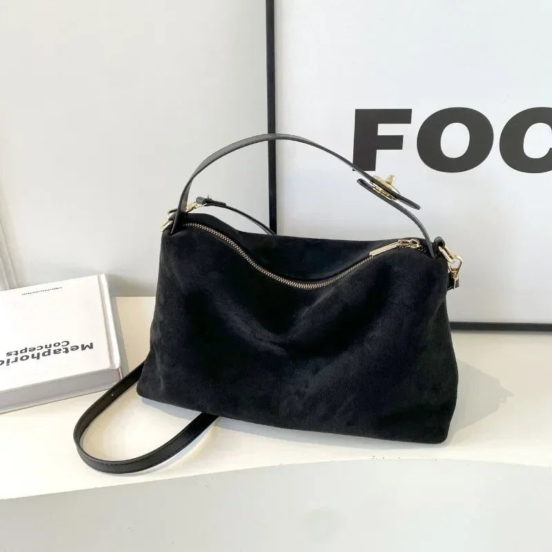 Minimalist Shoulder Bag