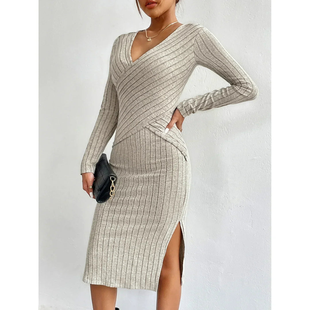 Clara - Elegant Simplicity Dress for Timeless Style