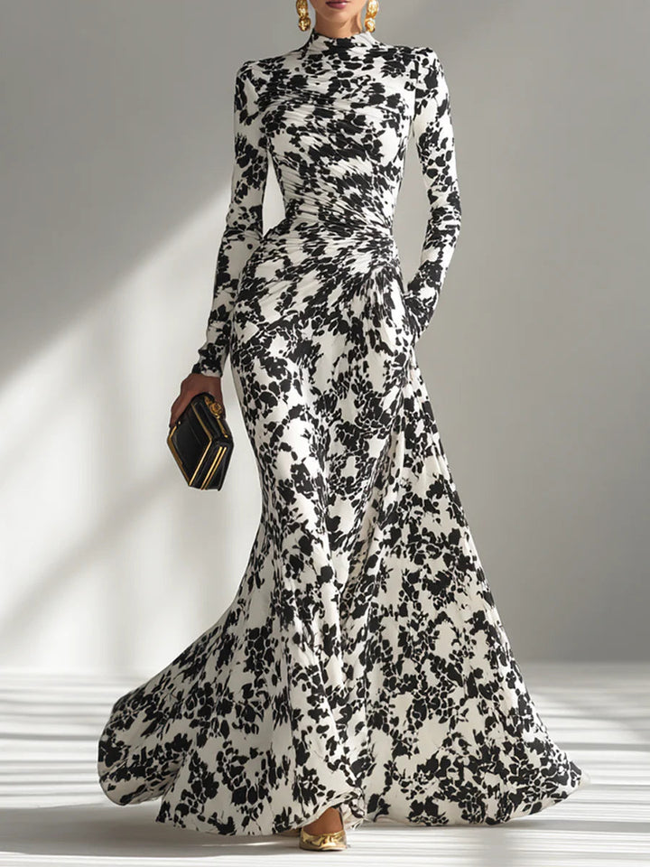 Elara – Monochrome Wrap Dress