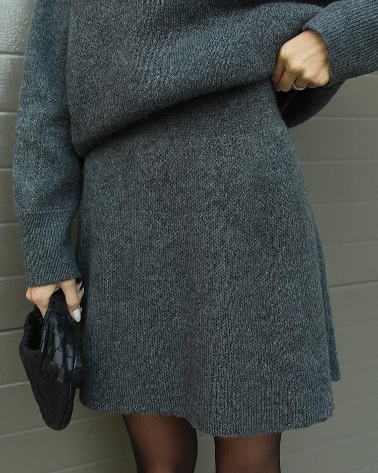 Arabella – Cozy Knit Two-Piece Ensemble