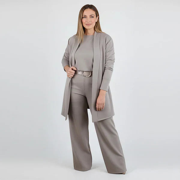 Lucy – Chic 3-Piece Stretch Ensemble