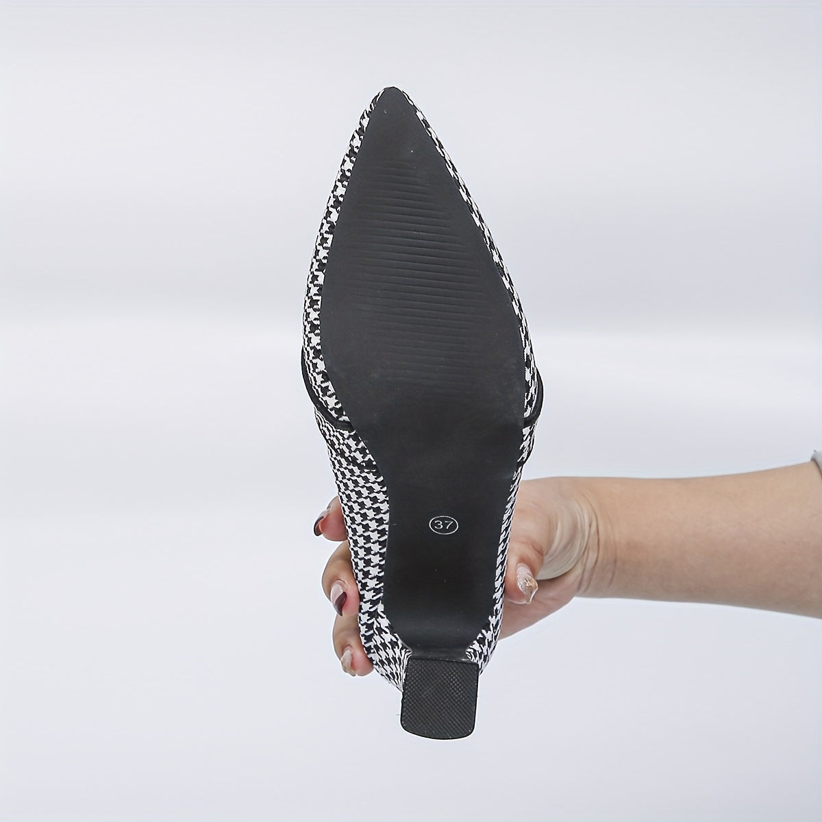 Leontine – Houndstooth Print Heeled Pumps