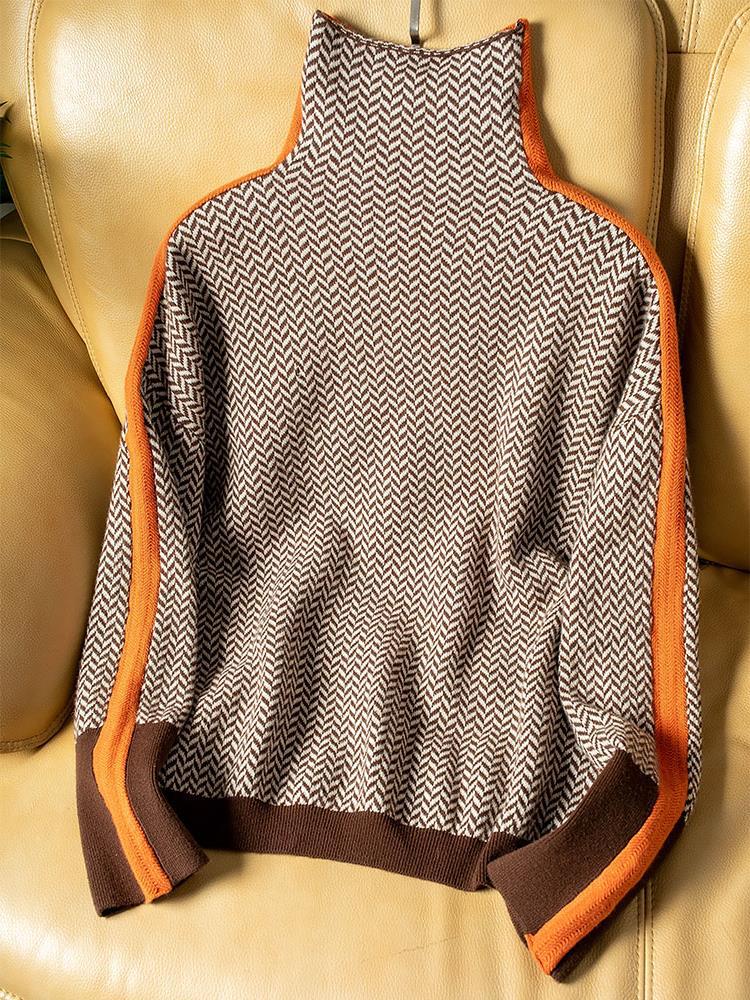 Grace – Effortlessly Elegant High-Neck Striped Sweater