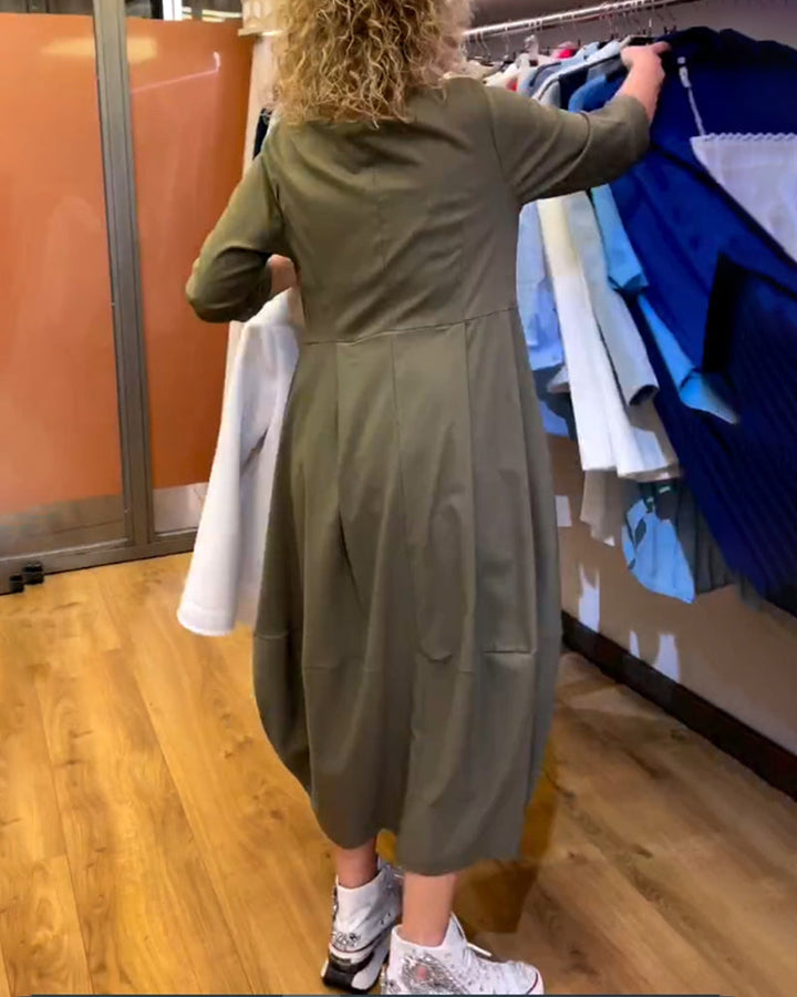 Jessica - Sophisticated Round Neck Dress