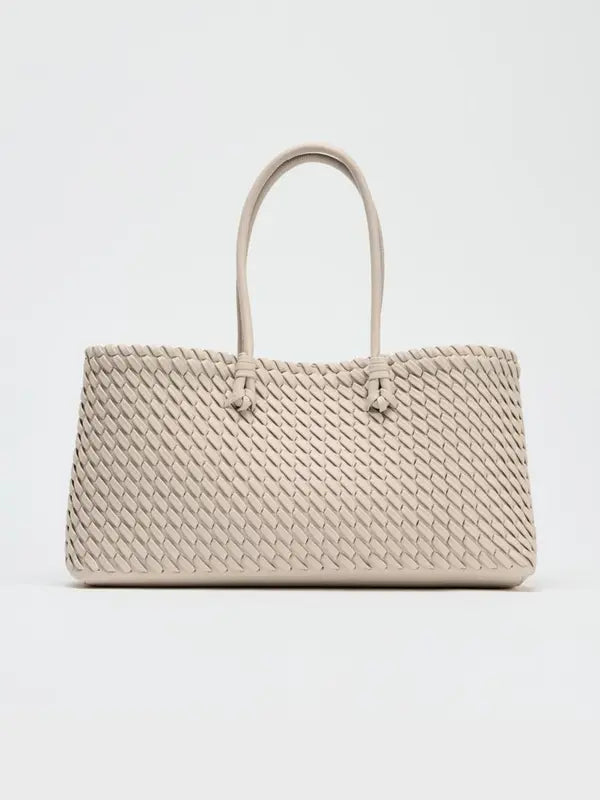 Elegant Woven Tote Bag for Casual Daily Use
