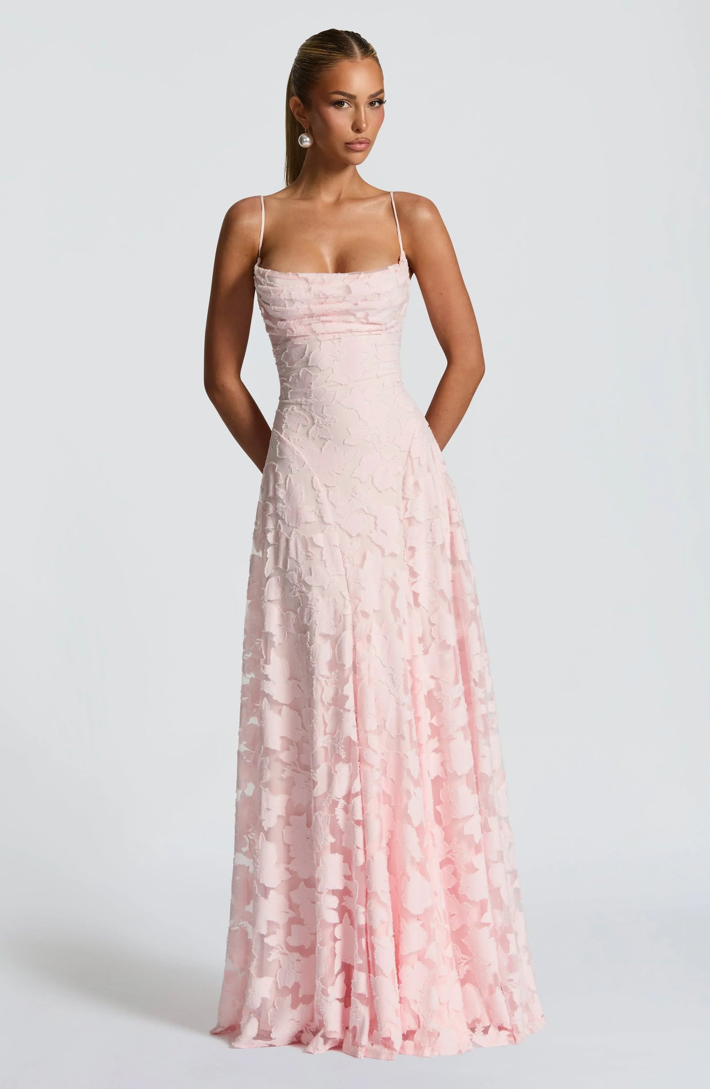 Calliope – Elegant Maxi Dress with Flowing Silhouette