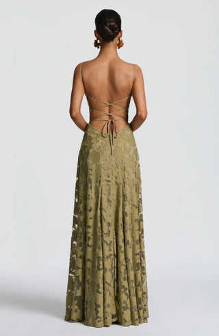 Calliope – Elegant Maxi Dress with Flowing Silhouette